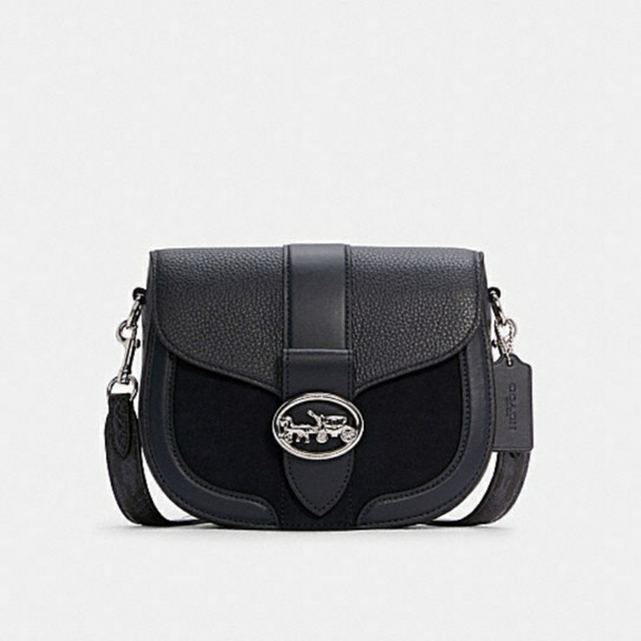 Meet your Posher, Anitra - Picture 4 of 7